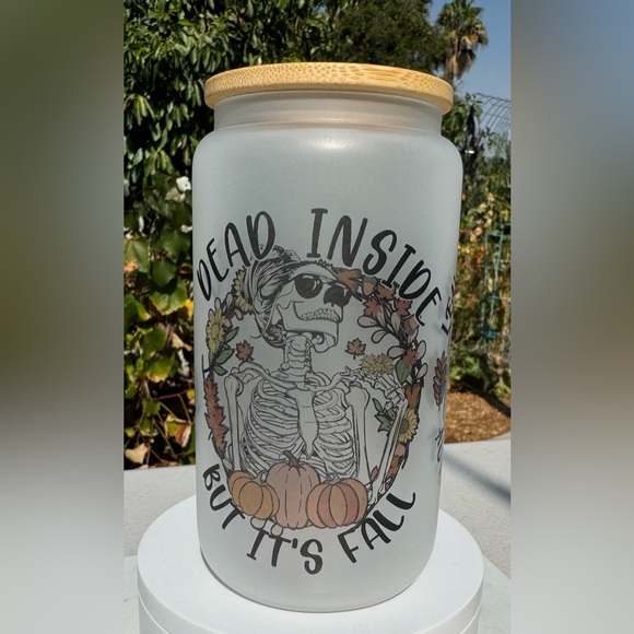 Dead inside but it’s fall skeleton Libbey can glass tumbler 16oz - Picture 1 of 4